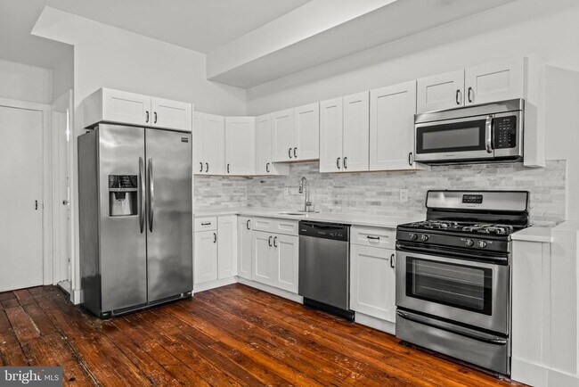 Building Photo - 120 N 3rd St