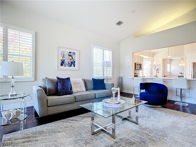 Building Photo - 4752 Stratford Ct