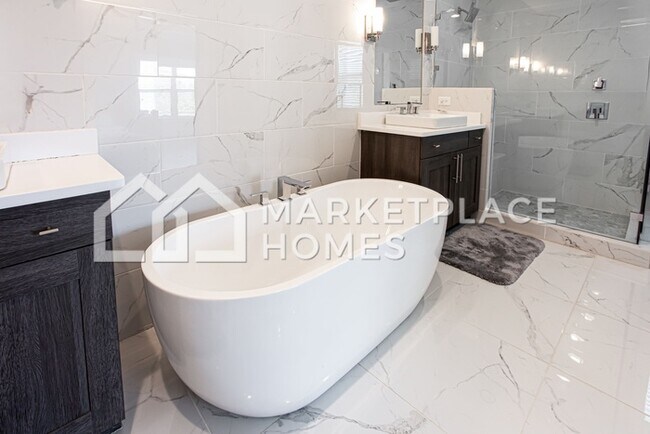 Building Photo - 3594 Parkhaven Pl