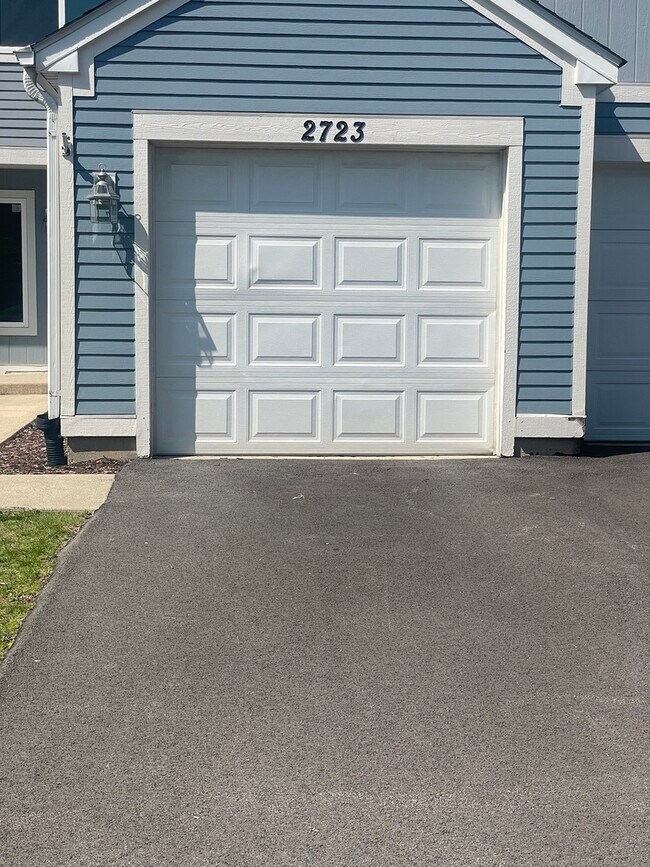 Building Photo - 2723 Preston Ct