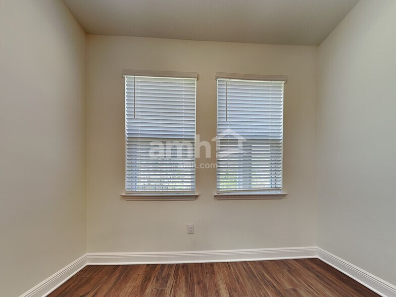 Building Photo - 6439 Emerald Hls Wy