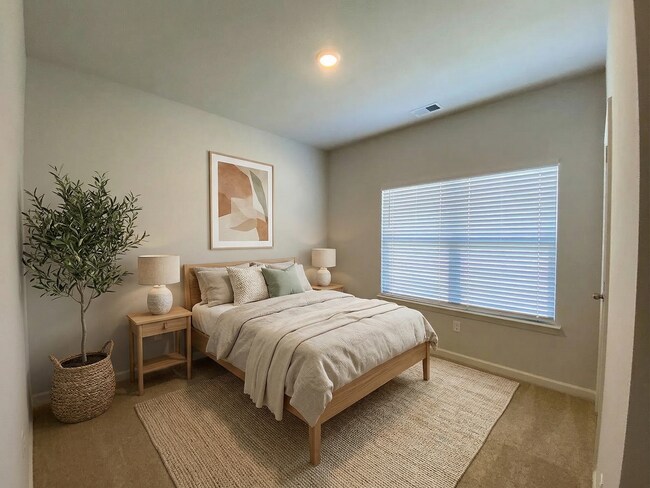 Building Photo - 4 bed 2 bath home built in 2023 in Somerville