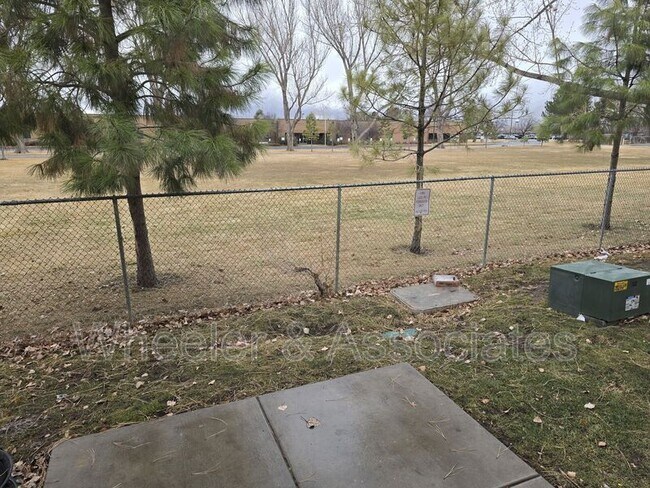 Building Photo - 1045 S 1200 W