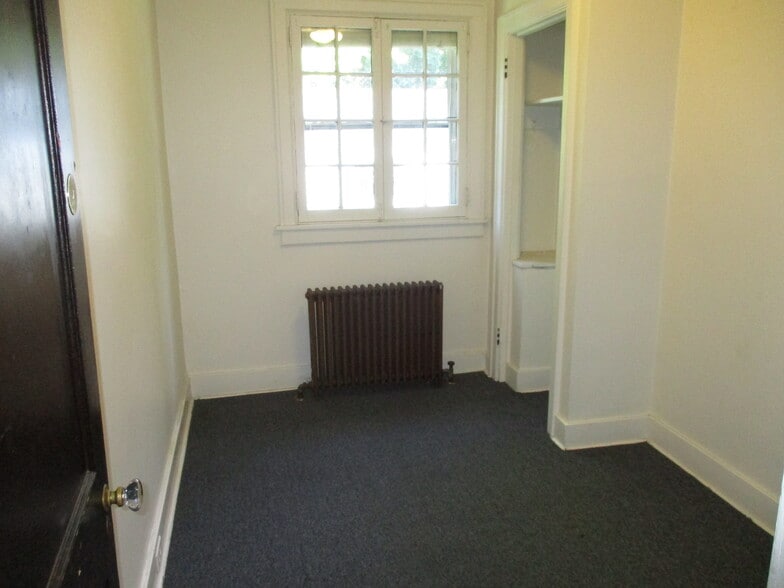 Bedroom - 5617 Wilkins Ave