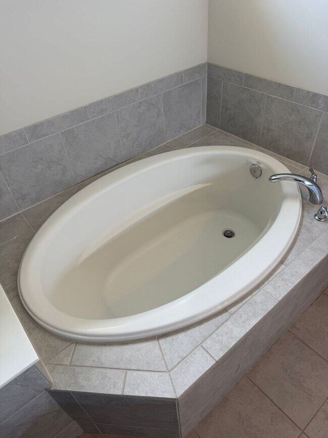 Building Photo - 3 BR/3BA | Newly Renovated Single Family Home | 1-Car Covered Parking | Gated backyard |Study and...