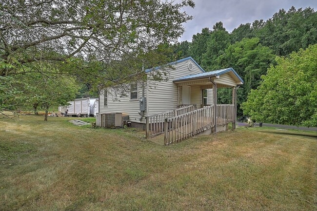 Primary Photo - 707 Tuggle Hill Rd