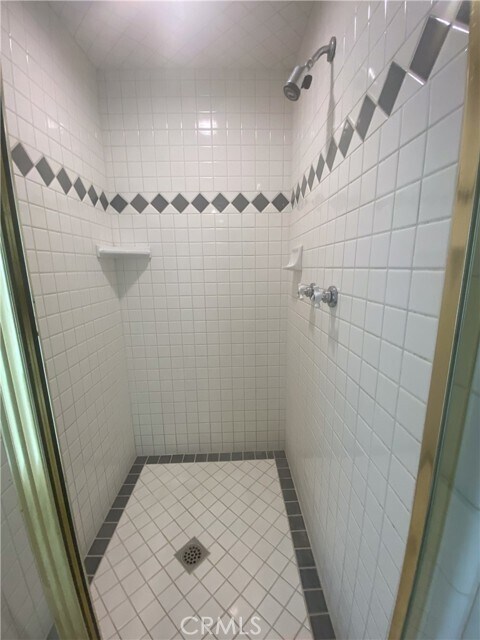 Building Photo - 6492 Fairlynn Blvd