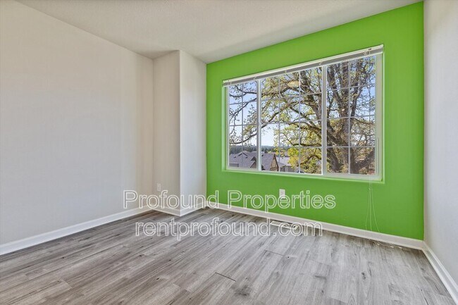 Building Photo - 13086 SW Aubergine Ter