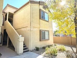 Building Photo - COZY 2 BED, 2 BATH UPSTAIRS CONDO* GATED C...