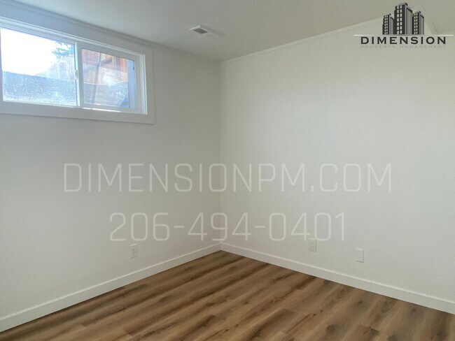 Building Photo - Remodeled Rambler with Basement in Auburn ...