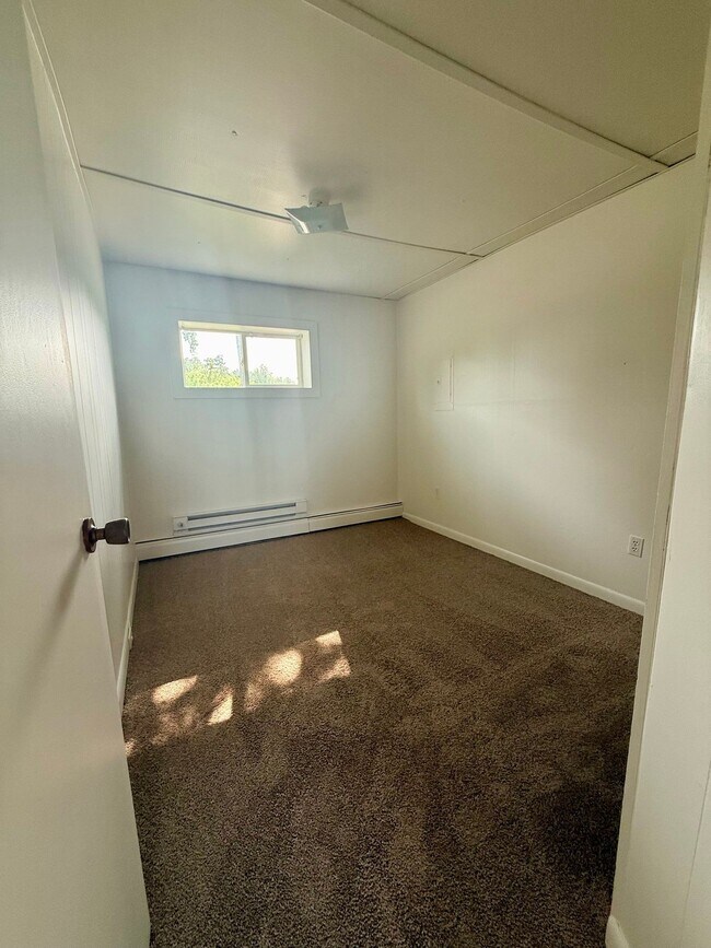 Building Photo - 4214 Elizabethtown Rd