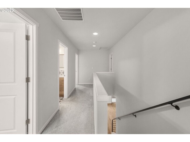 Building Photo - 10977 SE 129th Ave