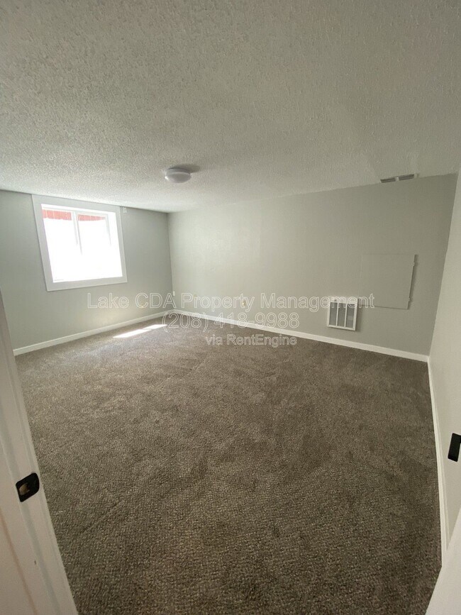 Building Photo - 3410 Belmont Rd