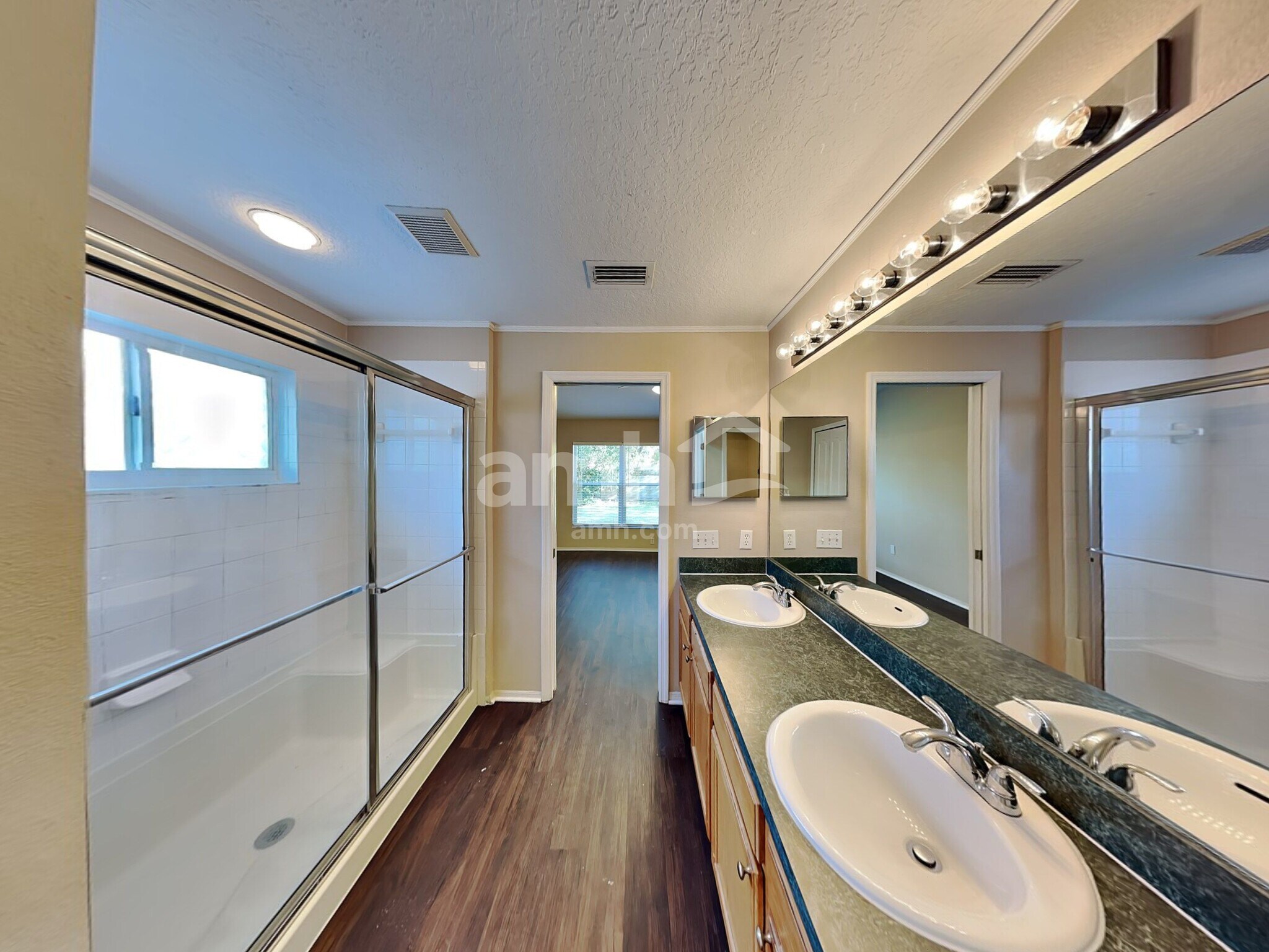 Building Photo - 10524 Walker Vista Dr