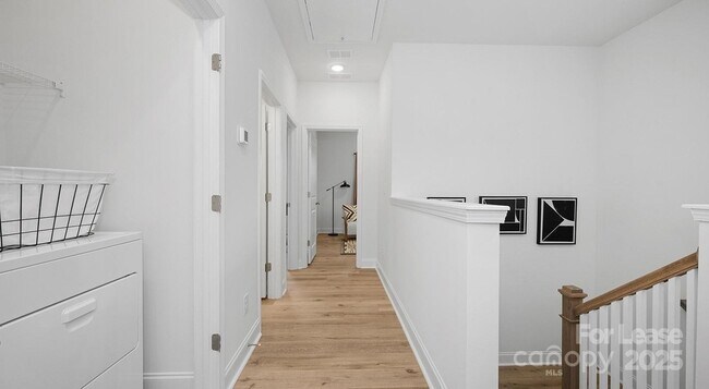 Building Photo - 9100 Bluedale Rd