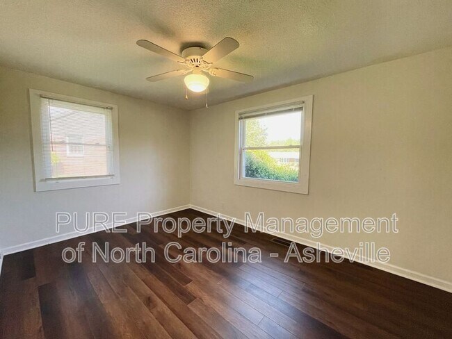 Building Photo - 86 Trowbridge Ln