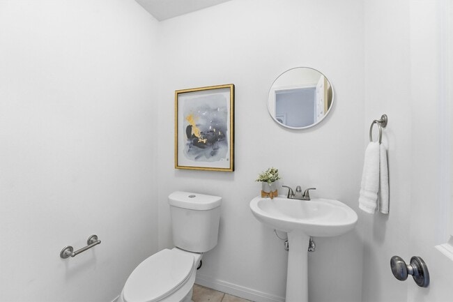 Building Photo - 1433 Oneil St