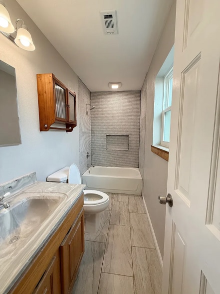 Building Photo - 4025 Tynes Dr