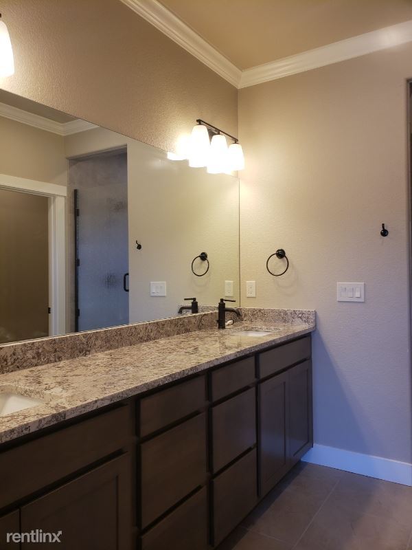 Building Photo - 4 br, 3.5 bath House - 875 Redemption Pt