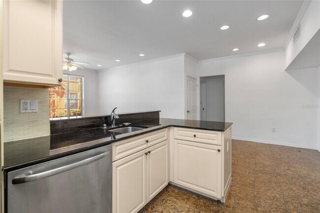 Building Photo - 9158 Lake Chase Island Way