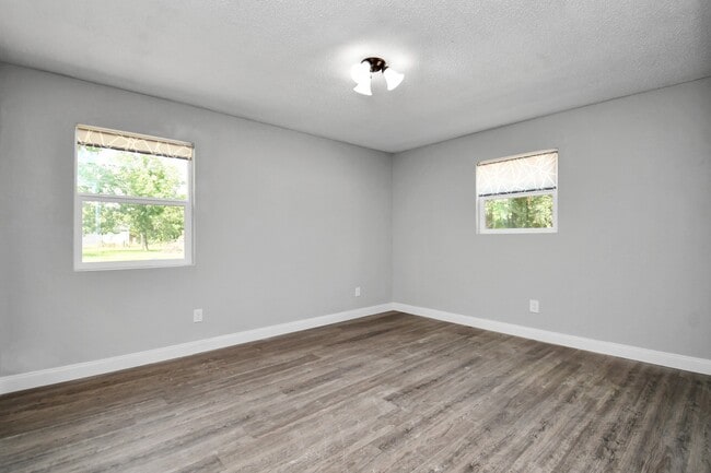 Building Photo - 1030 San Felipe Rd