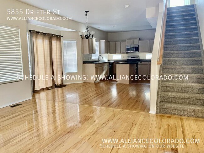 Building Photo - 5855 Drifter St
