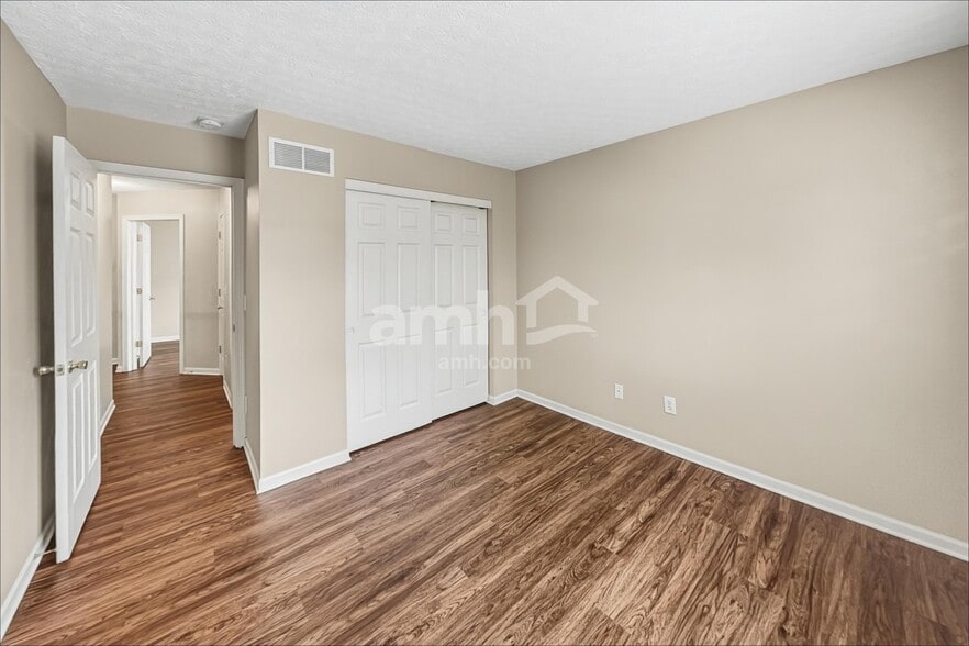 Building Photo - 235 Kemperwood Dr
