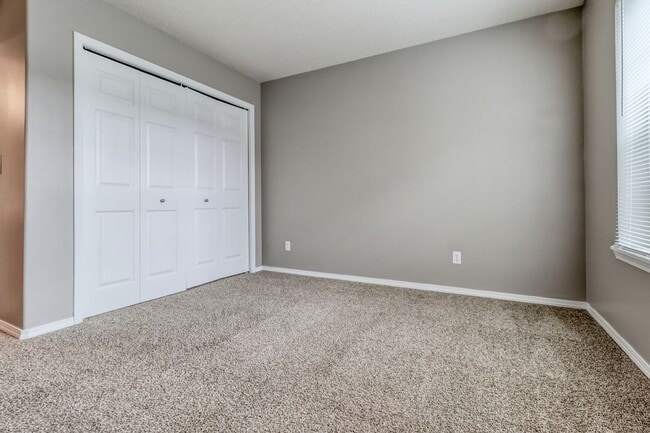 Building Photo - 20467 SW Rosemount St