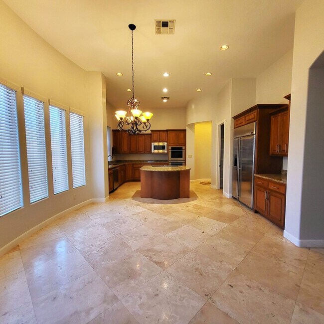 Building Photo - FIRST 2 WEEKS RENT FREE!!! BEAUTIFUL HOME ...