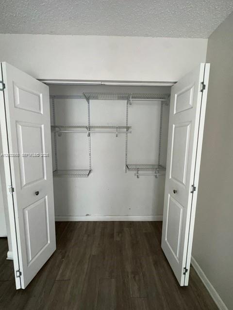 Building Photo - 3123 Oakland Shores Dr