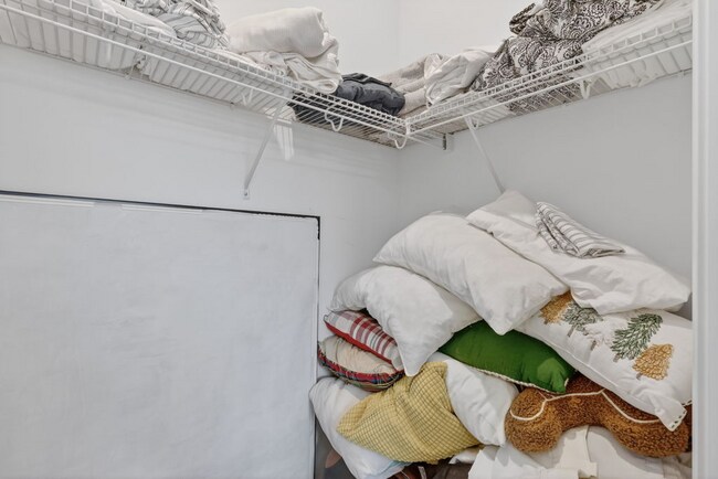 Building Photo - 10195 SW Latium Wy