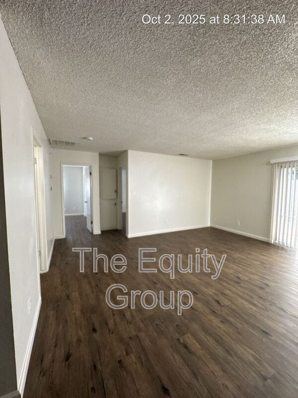 Building Photo - 3637 W Colonial Ave