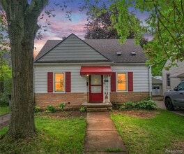 Building Photo - 2017 Harding Ave