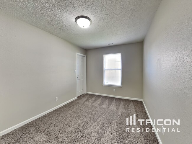 Building Photo - 5103 Sandy Forge Dr