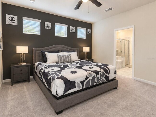 Building Photo - 7328 Oakmoss Loop