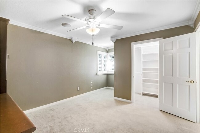 Building Photo - 10818 Hillside Rd