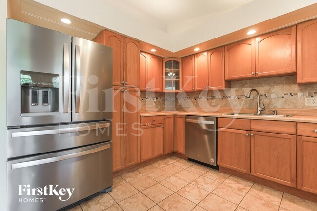 Building Photo - 7116 Brandywine Dr