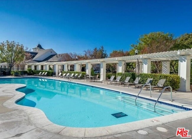 Building Photo - 23810 Bayview Ct