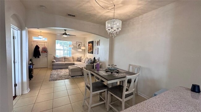 Building Photo - 525 Waterside Pointe Dr