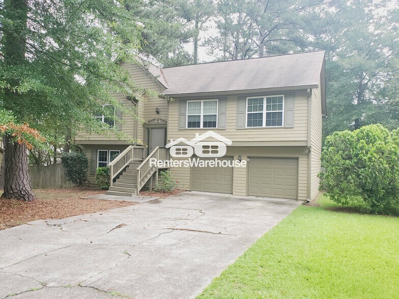 Primary Photo - 2531 Country Lake Cir
