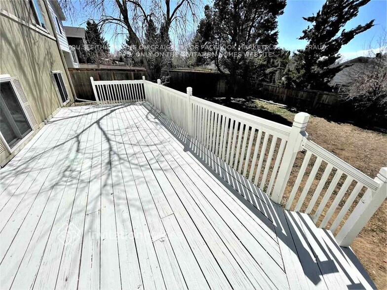 Building Photo - 4861 S Dunkirk Way