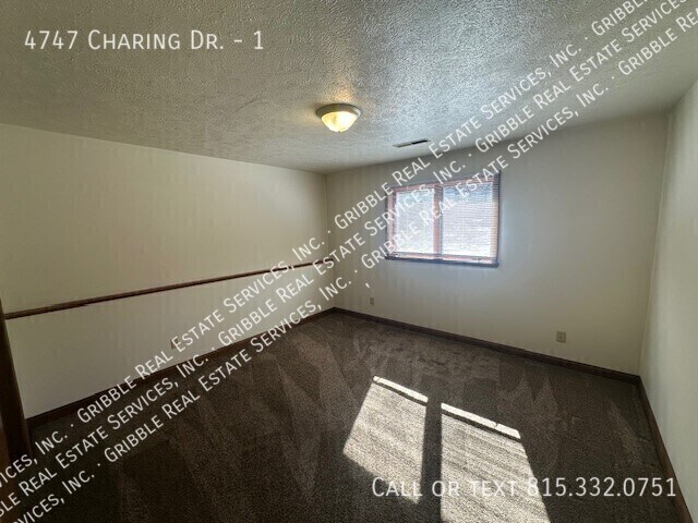 Building Photo - 4747 Charing Dr