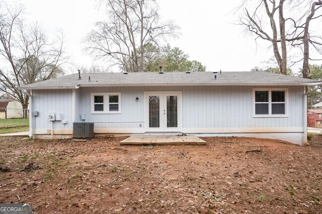 Building Photo - 141 Montego Cir