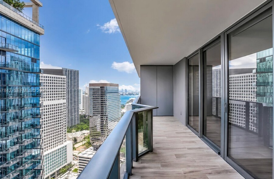 Building Photo - 801 S Miami Ave