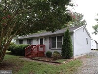 Building Photo - 1108 Middleneck Dr