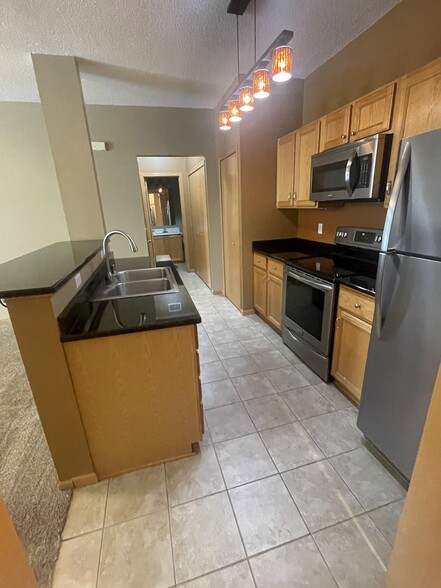 Building Photo - 8333 Kimball Dr
