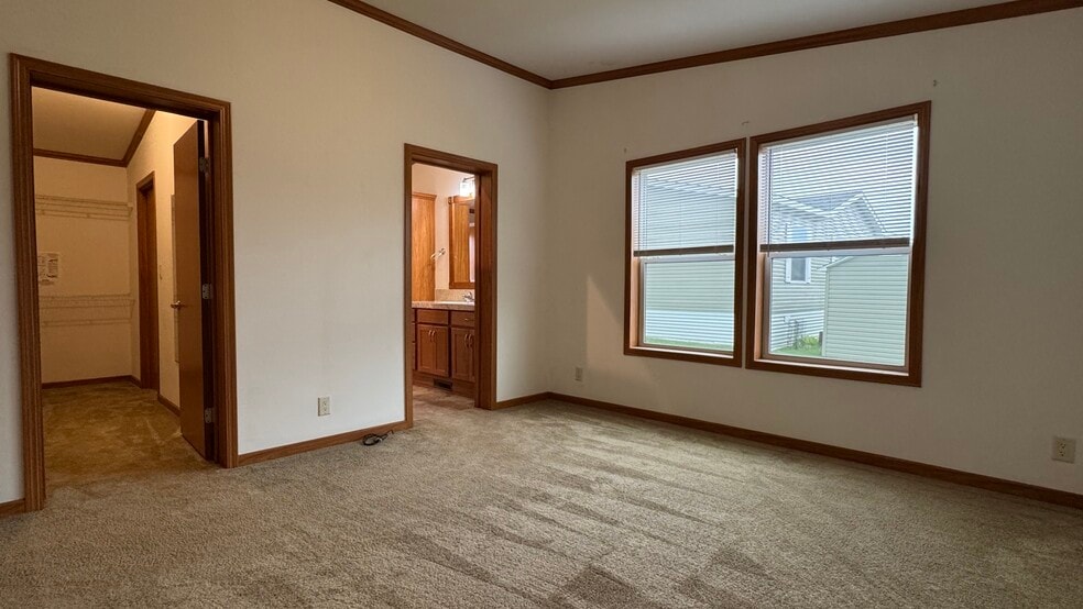 Building Photo - 2215 Osprey Pl NW