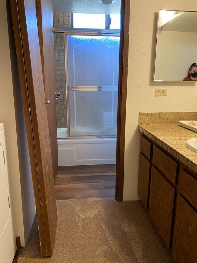 Building Photo - Park at Pearlridge