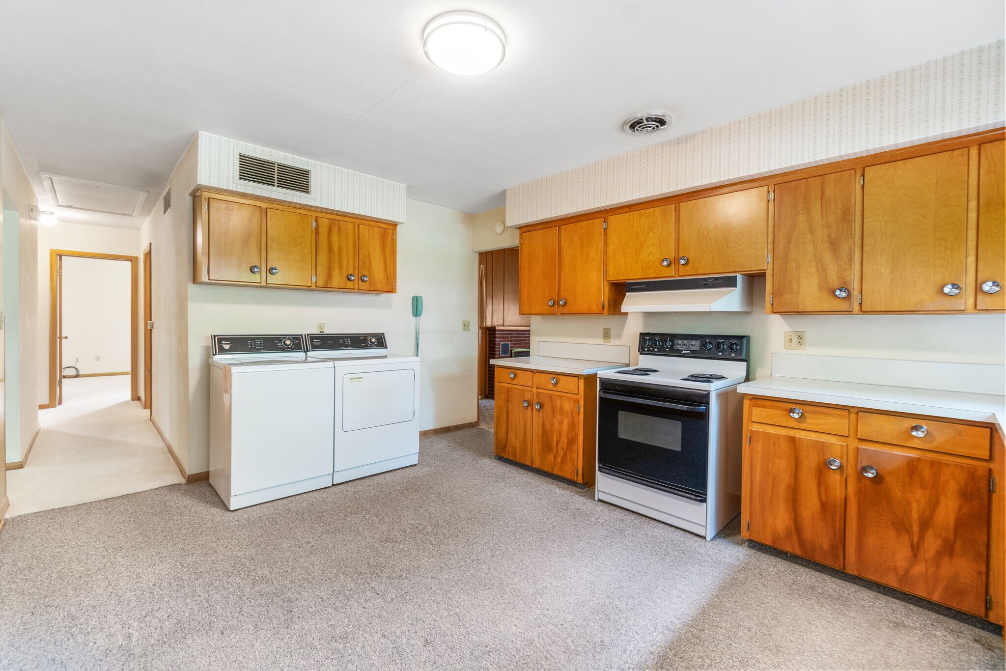 Building Photo - 1238 S Hill Dr