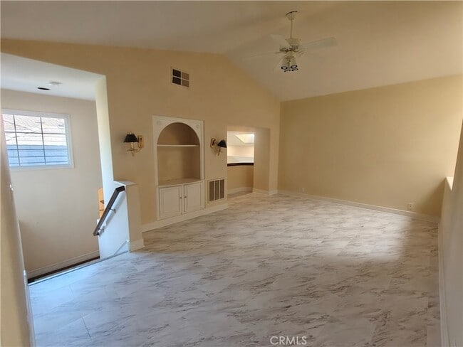 Building Photo - 27900 Mt Hood Way